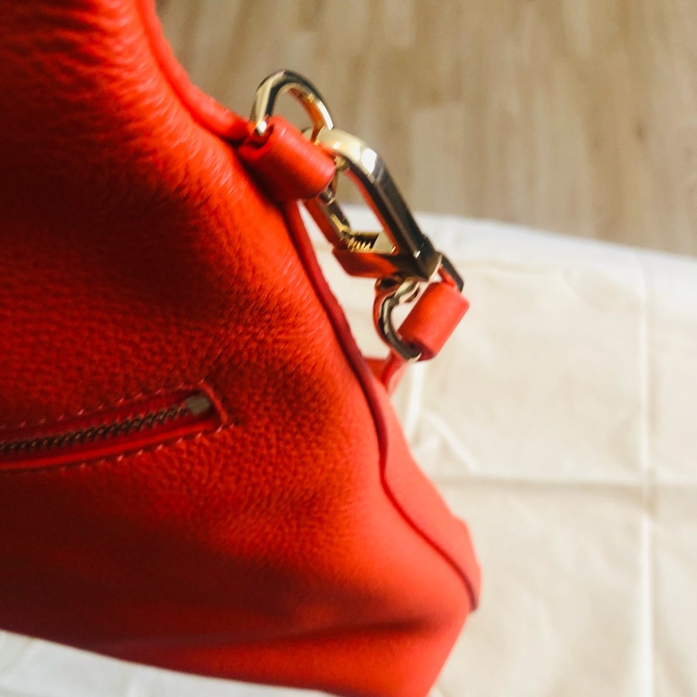 Tory Burch Taylor Shoulder Bag Convertible Tiger Lily🔥🔥 - Picture 15 of 15